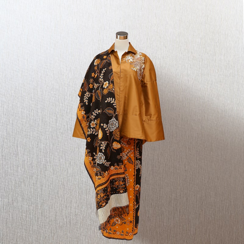 Kebaya + Kain Selendang